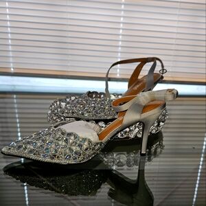 GRAY SATIN/RHINESTONES Size 9